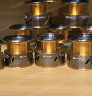 Spool Daiwa Freams - cối máy đứng daiwa