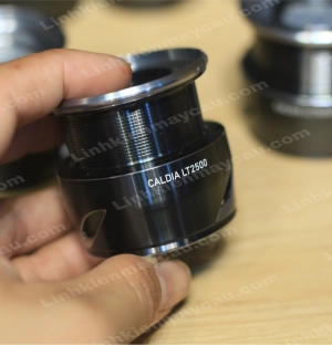 Spool Daiwa Caldia 2024 - cối máy đứng daiwa