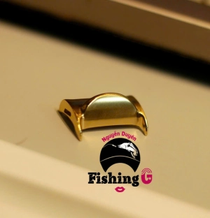 Nút bấm Spool gắn cho máy câu DAIWA