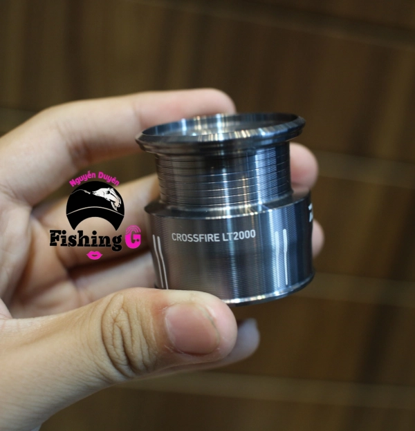 Spool Daiwa Crossfire 2026 - cối máy đứng daiwa
