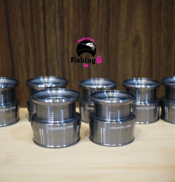 Spool Daiwa Crossfire 2026 - cối máy đứng daiwa