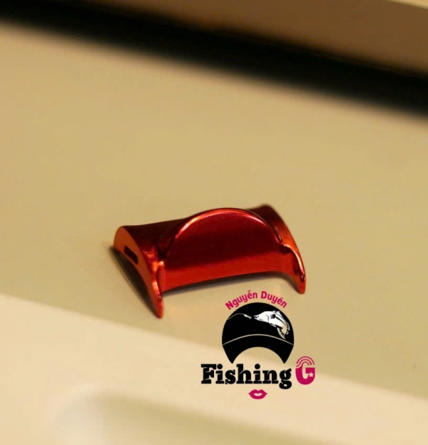 Nút bấm Spool gắn cho máy câu DAIWA